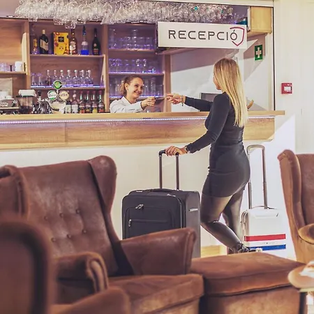 Hotel Mártoni Csárda és Szigetszentmárton