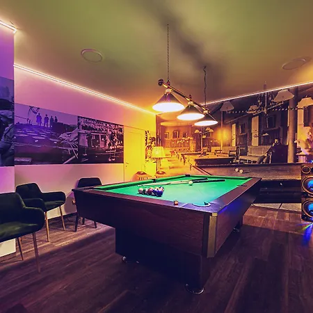Martoni & Restaurant 호텔 Szigetszentmárton