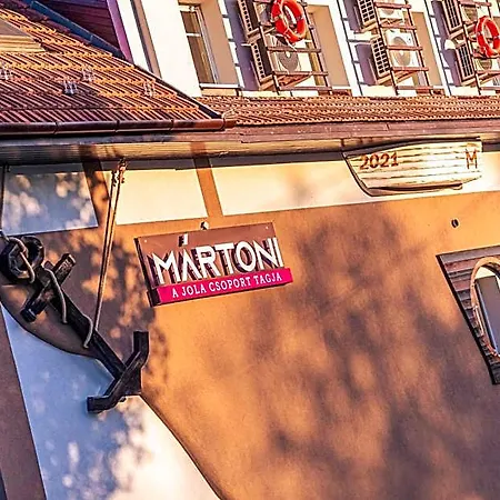 Mártoni Csárda és Szálloda 3*